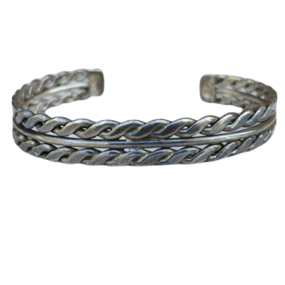 Vintage sterling braided cuff bracelet - Picture 4 of 16